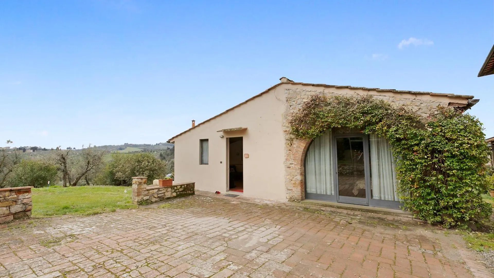 Apartment Tuscan Countryside Near Florence - Happy Rentals Impruneta